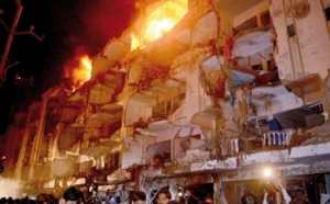 Un attentat contre la communauté chiite fait une cinquantaine de morts à Karachi Un attentat contre la communauté chiite fait une cinquantaine de morts à Karachi