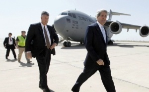 John Kerry rencontre  Mahmoud Abbas à Amman