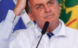 L'avenir de Bolsonaro passe lundi par le Parlement
