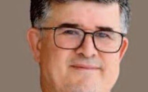 Mohamed Mechbal remporte le Prix du Roi Fayçal de la langue arabe et la littérature