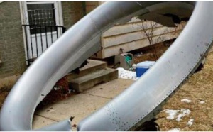 Pluie de débris d’ un avion en difficulté sur la ville de Denver