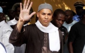Karim Wade écroué avec sept complices pour enrichissement illicite