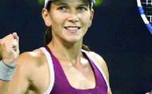 Chanelle Scheepers accède aux quarts