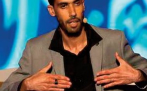 Omar Raji qualifié à la 3ème étape du “Prince des Poètes ” à Abu Dhabi