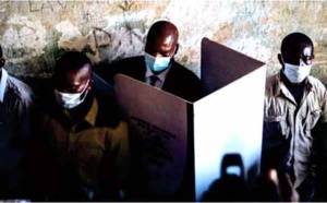 Second tour des législatives en Centrafrique où la pression rebelle s ’ est relâchée