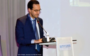 L’administration publique entre maux et progrès