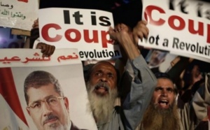 Les pro-Morsi appellent à une manifestation massive