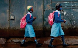En manque de vaccins, l'Afrique frappée par une 3ème vague brutale