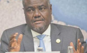 Sécurité sanitaire : La solidarité agissante de S.M le Roi envers les pays africains hautement saluée par le Président de la Commission de l'UA