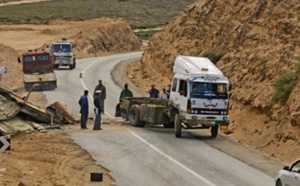 Au coin de l’absurde : Sur les plus belles routes du monde
