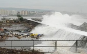 Le cyclone Phailin frappe l'Est de l'Inde