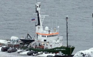 La Russie réduit ses charges contre un navire de Greenpeace