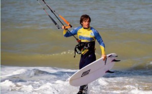 Abderrahim Moutaouakil: Un kitesurfeur bercé par les vagues et le vent de Dakhla