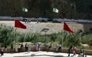 Un mur pour mieux contrôler l’arrivée des immigrés irréguliers affluant de l’Algérie