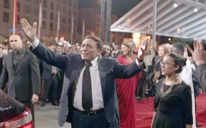 Adel Imam foule le tapis rouge