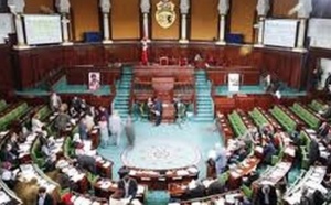 La Tunisie adopte la liberté de conscience et rejette la charia