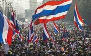 L'opposition fait monter  la tension  en Thaïlande