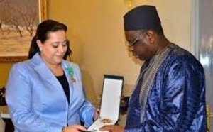 Bensaleh décorée à Dakar par le président sénégalais Bensaleh décorée à Dakar par le président sénégalais