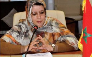 Aouicha Zelfi souligne le rôle du Parlement dans le débat sur le droit international humanitaire