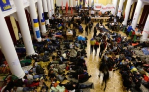 Entrée en vigueur de l'amnistie pour les  manifestants ukrainiens