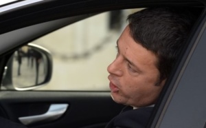 Matteo Renzi chargé de former le nouveau gouvernement italien
