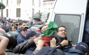 Manifestations à Alger et à Paris contre un 4ème  mandat de Bouteflika