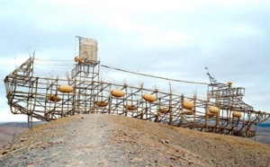 L'artiste Alexander Ponomarev prêche l'espoir dans son bateau du désert