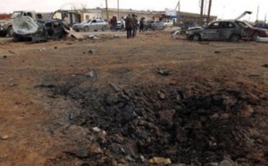 Des roquettes s'abattent sur une piste de l'aéroport de Tripoli