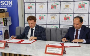 Signature d'une convention de partenariat entre L'AREF Casablanca-Settat et Epson Maroc