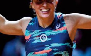 Roland-Garros: Iga Swiatek, terrienne en suspension