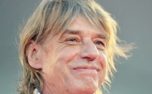 Aubert-Houellebecq : la pudeur des sentiments dans un album