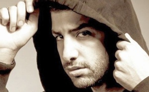 Un chanteur populaire iranien autorisé à se produire en public pour la première fois