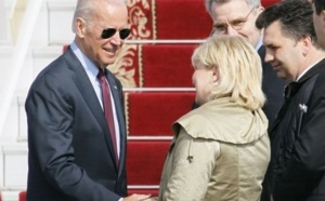 Joe Biden offre l'aide des USA  à l'Ukraine