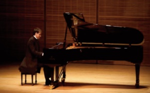 Le pianiste marocain Marouan Benabdallah anime avec brio un concert à Rome