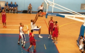 Le WAC et  le FUS hors course