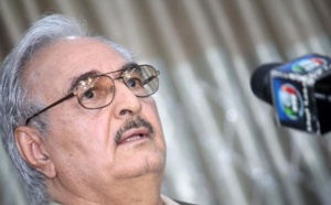 Le général Khalifa Haftar exige la suspension du Parlement libyen