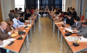 Driss Lachguar donne le coup d’envoi des  travaux de la Commission chargée d’appuyer l’action des Groupes socialistes au Parlement