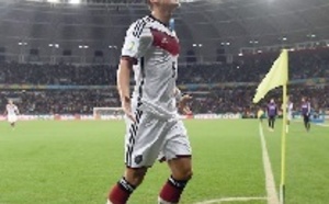 Le retour gagnant de Mesut Özil