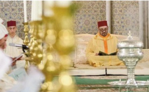 S.M le Roi, Amir Al-Mouminine, préside une veillée religieuse au Mausolée Mohammed V à Rabat