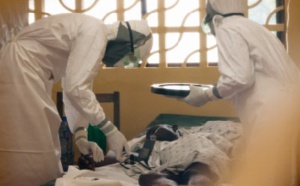 L'inquiétude face à la propagation du virus Ebola grandit dans le monde
