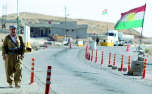 Offensive kurde contre les jihadistes et raids américains accrus