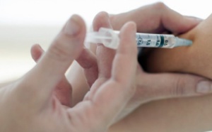 Un vaccin anti-grippe à haute dose plus efficace chez les personnes âgées