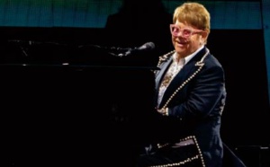 Elton John à Glastonbury le 25 juin pour un dernier concert au Royaume-Uni