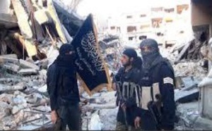 La coalition frappe les jihadistes près  de la frontière turque