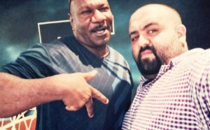 Don Bigg prend part  à Mission Impossible V