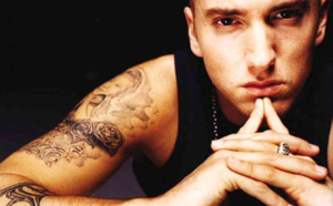 Eminem continue de mordre mais avec l'âge, il tente de s'expliquer