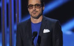 Distinction de  Robert Downey Jr  et Jennifer Lawrence