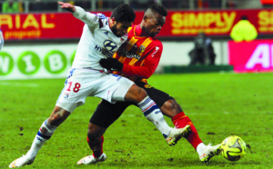 Lyon prend ses aises en tête