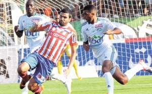 Le WAC joue sa couronne à Kénitra, le Raja à l’affût face au MAT