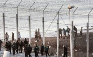 ​L’Europe ferme les yeux sur les atteintes aux droits de l’Homme des migrants irréguliers
